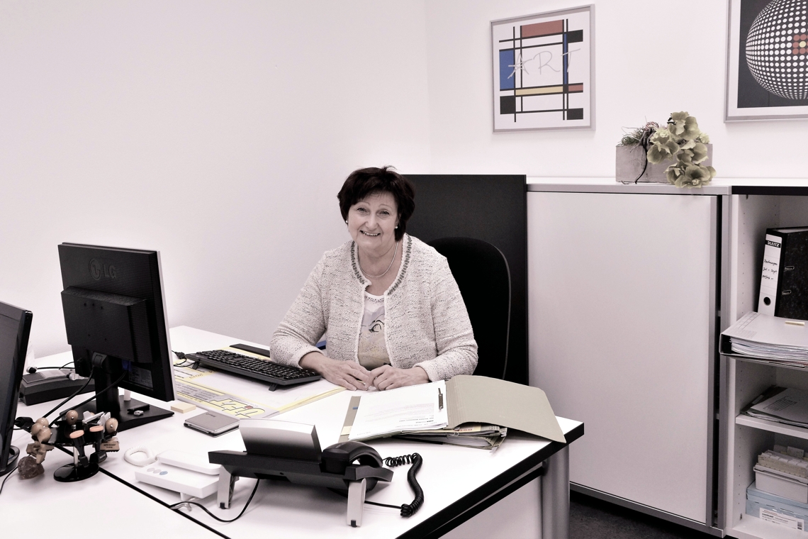 Frau Josten